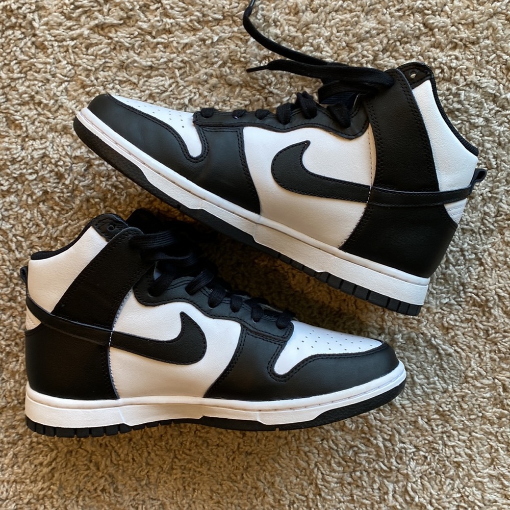 Women Nike Panda Dunk High 🐼